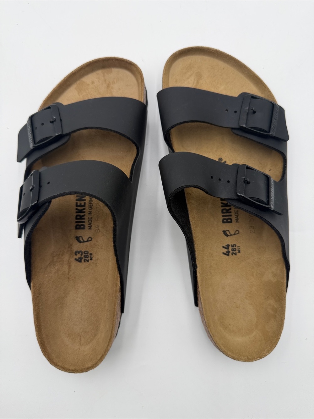 Birkenstock Arizona BlackSandals with Natural Footbed Size 43 Men’s 9.5 Women 11